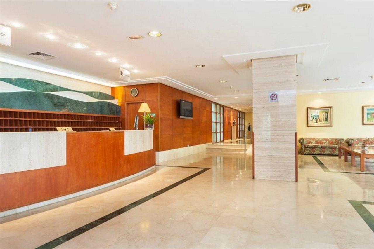 环球圣塔波萨公园酒店 圣蓬萨 外观 照片